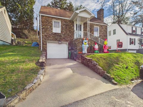 Photo of 1130 S Park Drive, Fairmont, WV 26554 (MLS # 10162639)