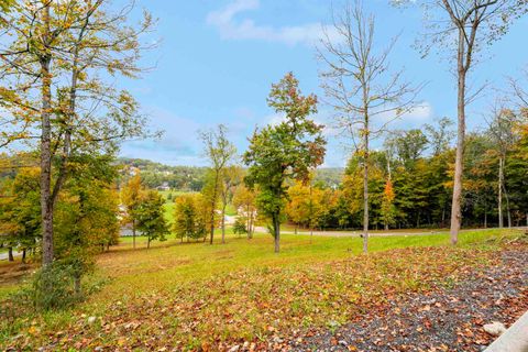 Photo of 124 Gladstone Circle, Morgantown, WV 26508 (MLS # 10151612)