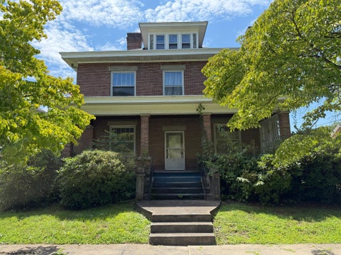 Photo of 131 W 7th Street, Weston, WV 26452 (MLS # 10166316)