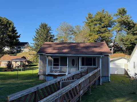 Photo of 3093 River Road, Clarksburg, WV 26301 (MLS # 10161930)