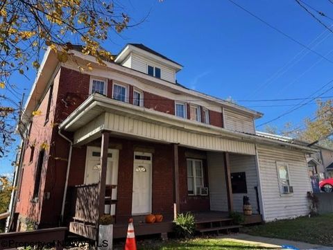 Photo of 19 McLane Avenue, Morgantown, WV 26505 (MLS # 10162457)