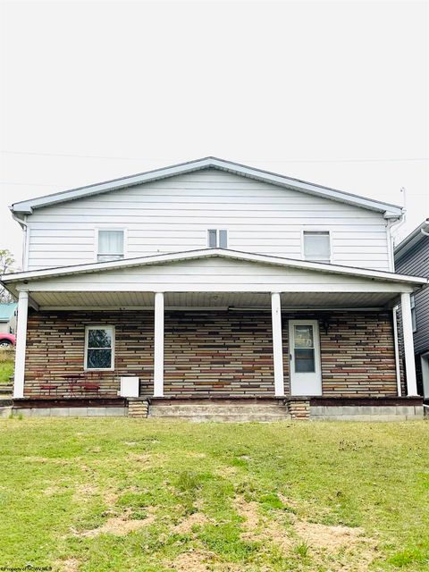 Photo of 412 Merrill Avenue, Rivesville, WV 26588 (MLS # 10162173)
