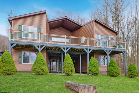 Photo of 18 Catbird Lane, Terra Alta, WV 26764 (MLS # 10164051)