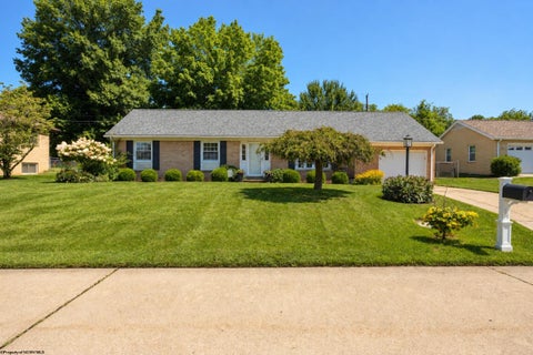 Photo of 142 Driftwood Road, Bridgeport, WV 26330 (MLS # 10166489)