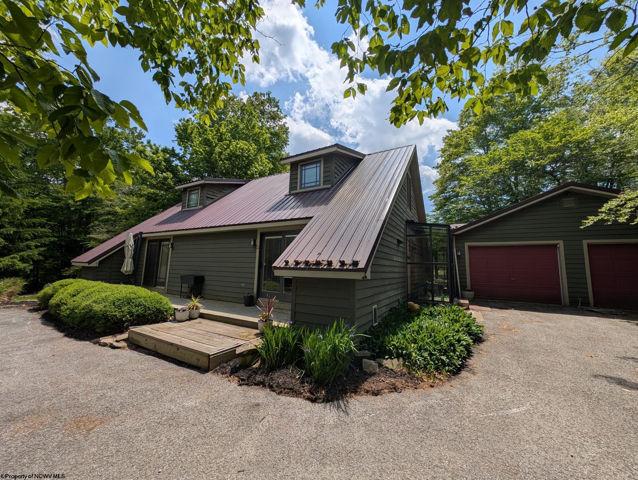 Davis, West Virginia 26260, United States, 4 Bedrooms Bedrooms, ,3 BathroomsBathrooms,Residential,Active,6702 Davis, West Virginia 26260, United States, 4 Bedrooms Bedrooms, ,3 BathroomsBathrooms,Residential,Active,6702