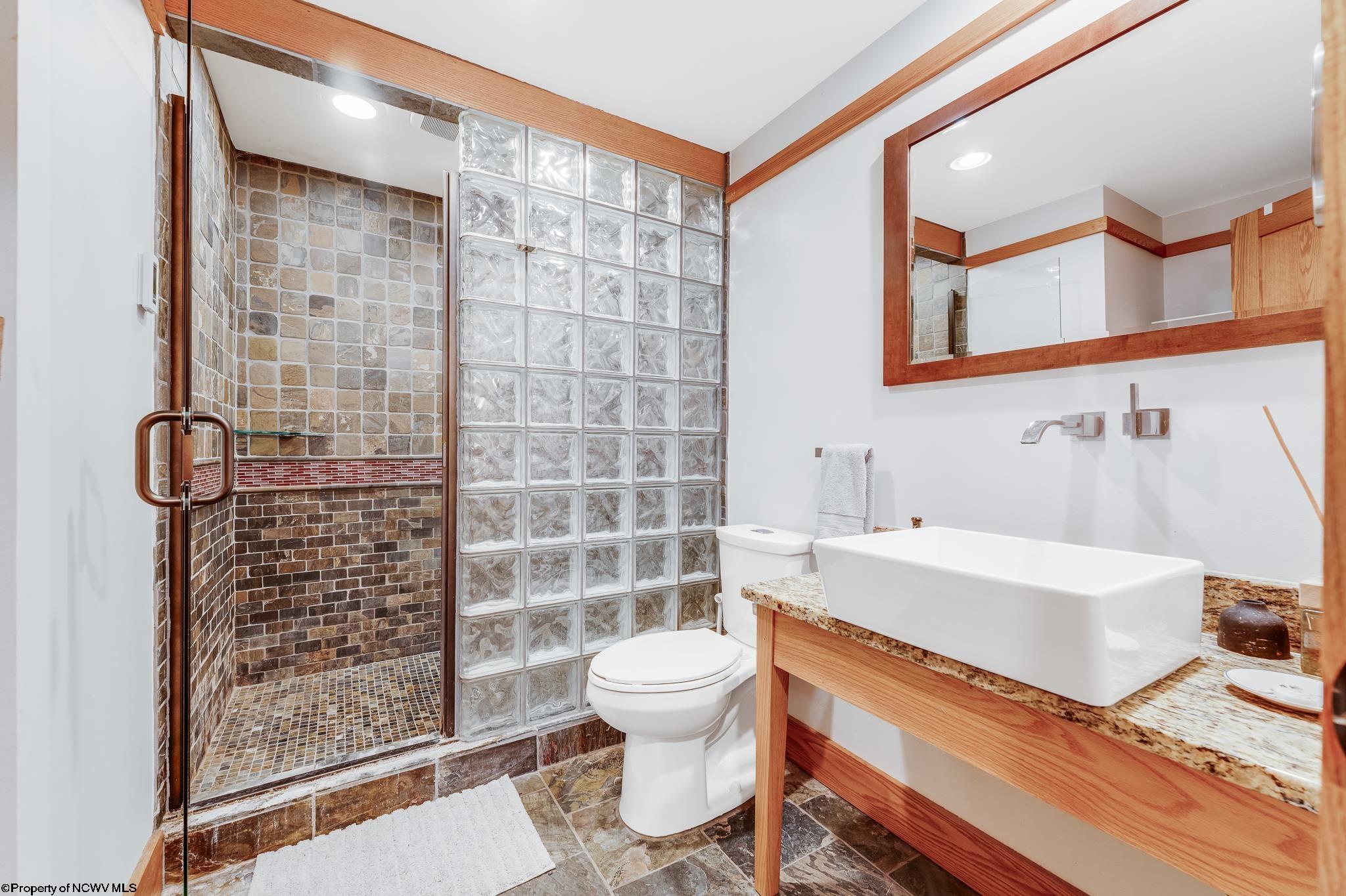 Davis, West Virginia 26260, United States, 4 Bedrooms Bedrooms, ,3 BathroomsBathrooms,Residential,Active,6702