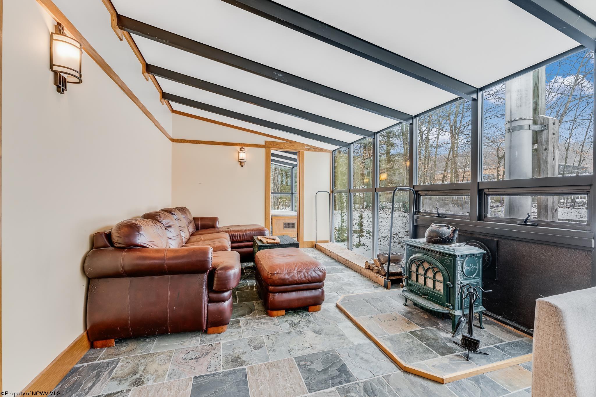 Davis, West Virginia 26260, United States, 4 Bedrooms Bedrooms, ,3 BathroomsBathrooms,Residential,Active,6702