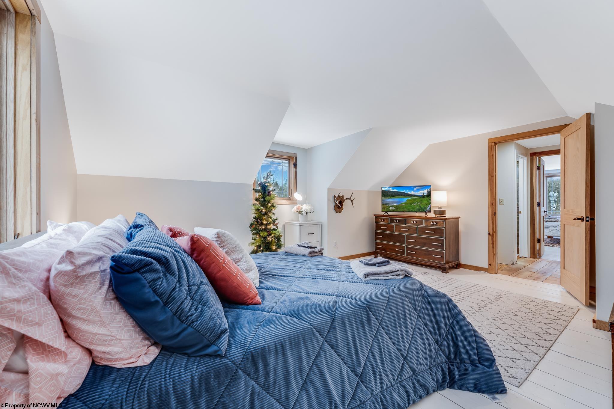 Davis, West Virginia 26260, United States, 4 Bedrooms Bedrooms, ,3 BathroomsBathrooms,Residential,Active,6702