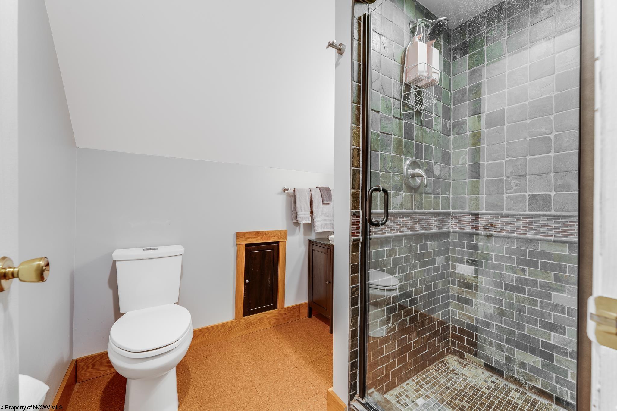 Davis, West Virginia 26260, United States, 4 Bedrooms Bedrooms, ,3 BathroomsBathrooms,Residential,Active,6702