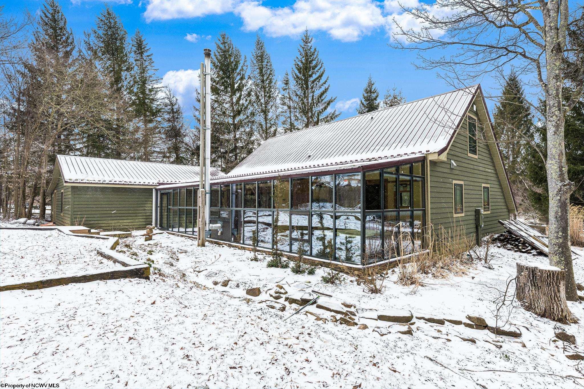 Davis, West Virginia 26260, United States, 4 Bedrooms Bedrooms, ,3 BathroomsBathrooms,Residential,Active,6702