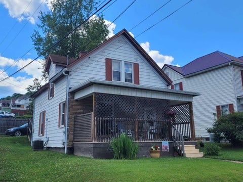 Photo of 504 Duncan Avenue, Clarksburg, WV 26301 (MLS # 10165484)