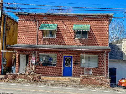 Photo of 7 S Lewis Street, Glenville, WV 26351 (MLS # 10158594)