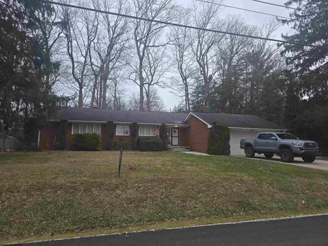 Photo of 1010 W Central Avenue, Elkins, WV 26241 (MLS # 10162888)