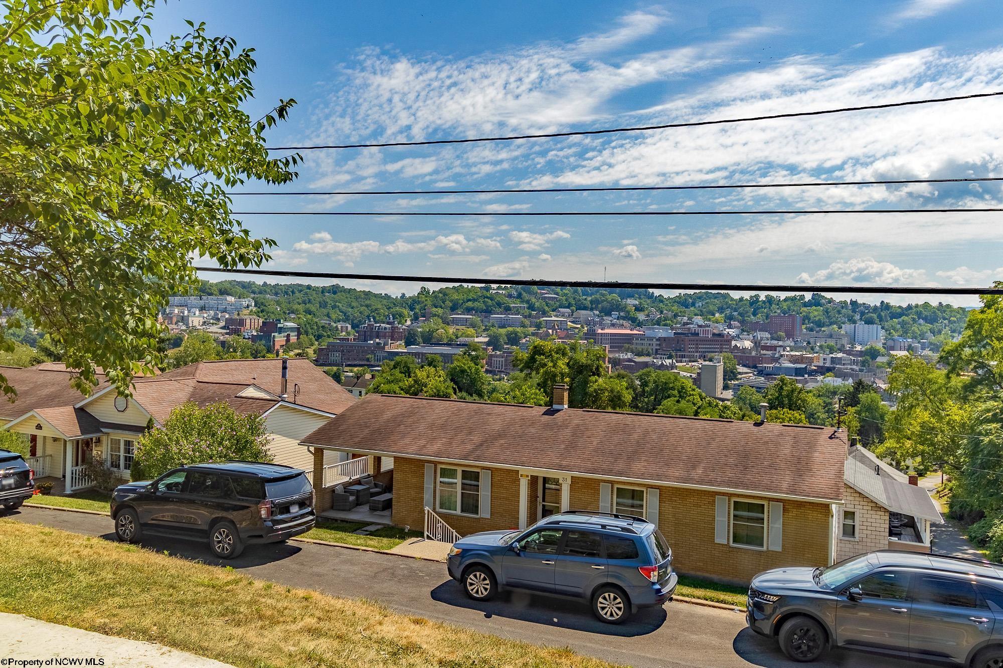 Morgantown, West Virginia 26501, United States, 3 Bedrooms Bedrooms, ,2 BathroomsBathrooms,Residential,Contingent,51741