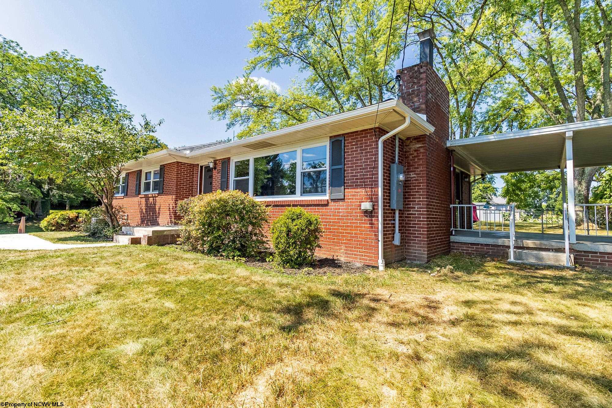 Morgantown, West Virginia 26501, United States, 3 Bedrooms Bedrooms, ,2 BathroomsBathrooms,Residential,Contingent,51741