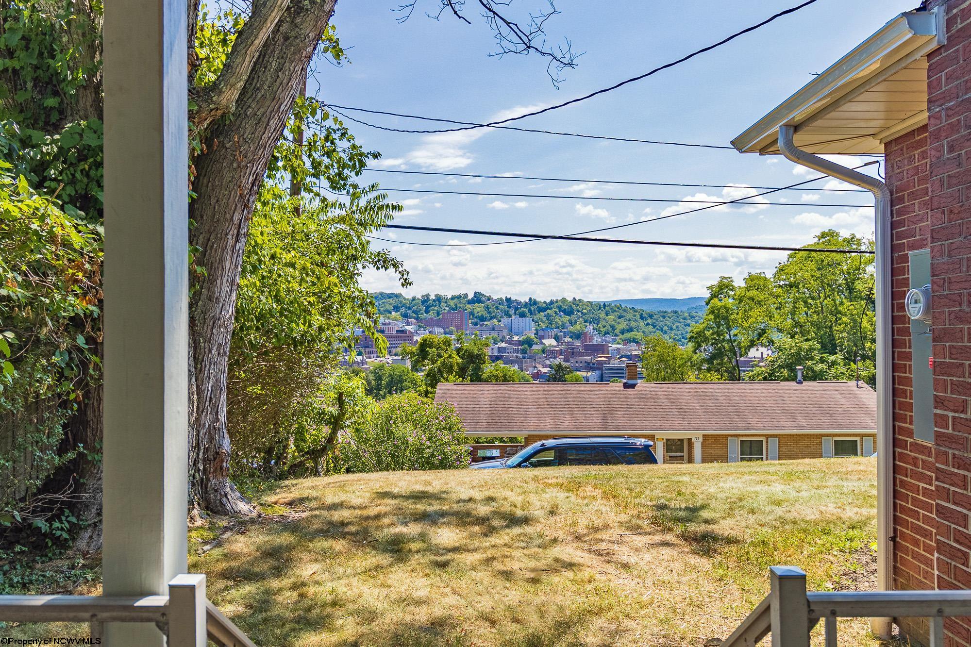 Morgantown, West Virginia 26501, United States, 3 Bedrooms Bedrooms, ,2 BathroomsBathrooms,Residential,Contingent,51741