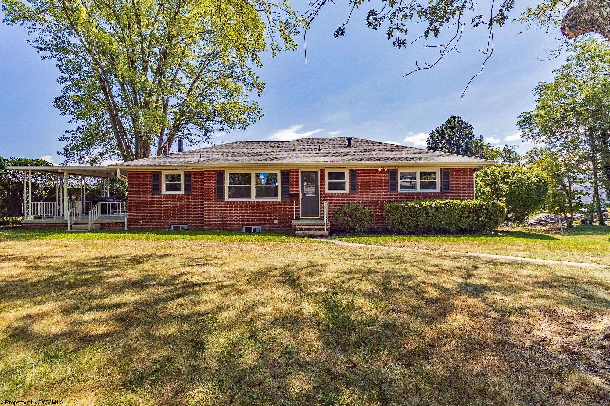 Morgantown, West Virginia 26501, United States, 3 Bedrooms Bedrooms, ,2 BathroomsBathrooms,Residential,Contingent,51741