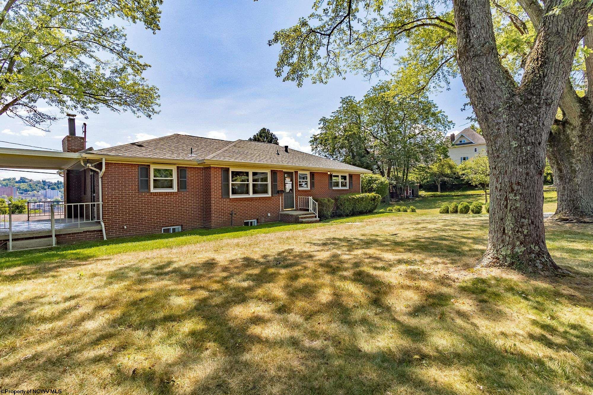 Morgantown, West Virginia 26501, United States, 3 Bedrooms Bedrooms, ,2 BathroomsBathrooms,Residential,Contingent,51741