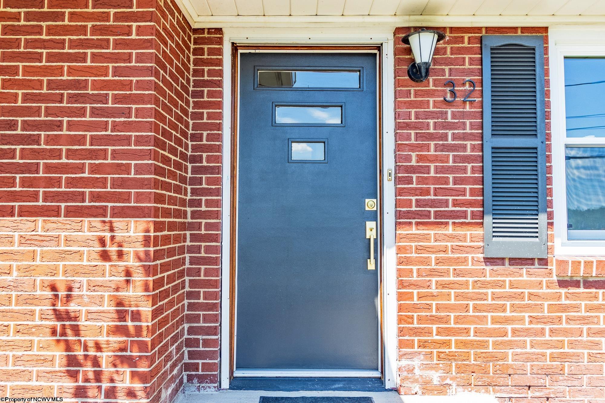 Morgantown, West Virginia 26501, United States, 3 Bedrooms Bedrooms, ,2 BathroomsBathrooms,Residential,Contingent,51741