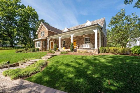 Photo of 5 Maple Avenue, Morgantown, WV 26501 (MLS # 10162227)