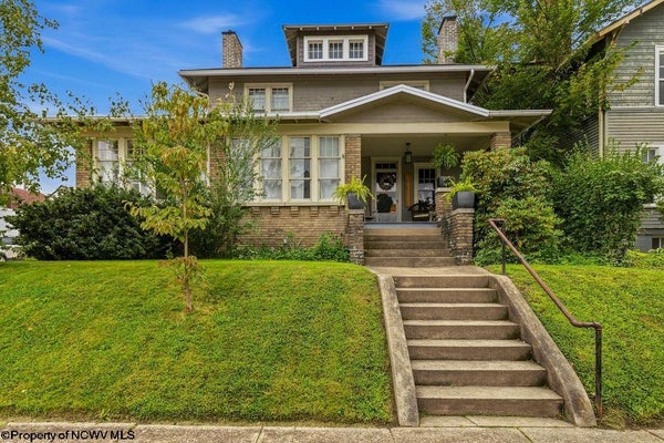 527 STANLEY AVE, CLARKSBURG, WV 26301 - Image d5f4a3043b33c0a717e2aaa79d2aaaee/3799897465
