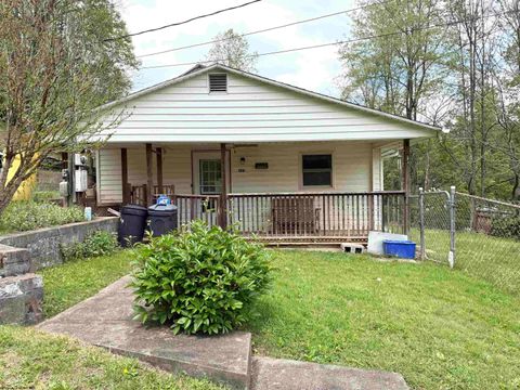 Photo of 128 1/2 Valley Street, Salem, WV 26426 (MLS # 10164694)
