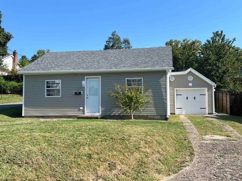 Photo of 541 Hess Street, Morgantown, WV 26501 (MLS # 10161648)