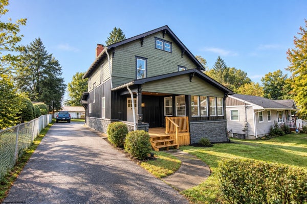 604 COUNTRY CLUB RD, FAIRMONT, WV 26554 - Image d86aaee0bdbf2d097540e9487655032c/2831819952