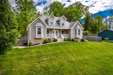 Photo of 55 Augusta Pines Drive, Fairmont, WV 26554 (MLS # 10163338)