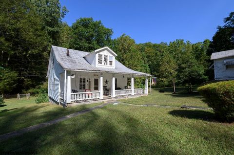 Photo of 2741 Spread Hollow Road, Ivydale, WV 25043 (MLS # 10161581)