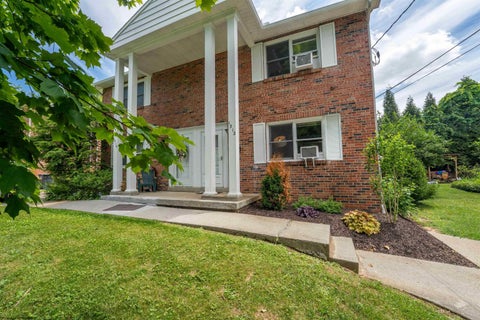 Photo of 1312 Heritage Place, Morgantown, WV 26505 (MLS # 10165465)