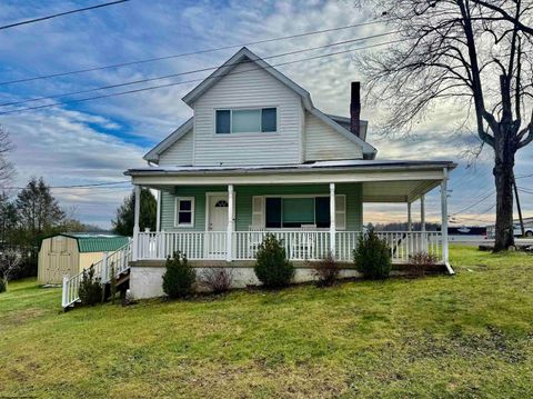 Photo of 106 Hickory Avenue, Fairmont, WV 26554 (MLS # 10162712)