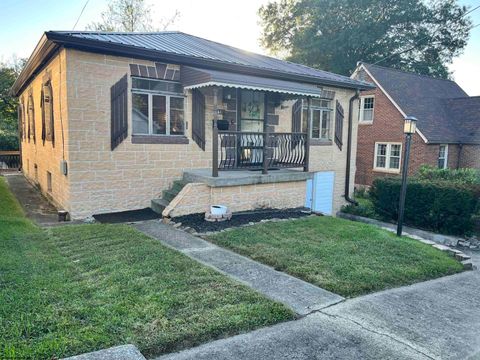 Photo of 116 Terrace Manor, Fairmont, WV 26554 (MLS # 10161877)