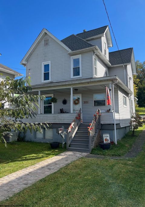 Photo of 215 Western Avenue, Westover, WV 26501 (MLS # 10161895)