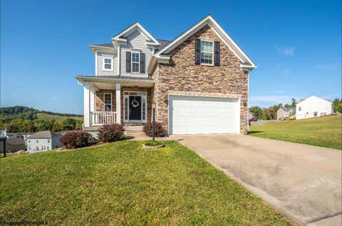 Photo for 227 Meadow Ponds Lane