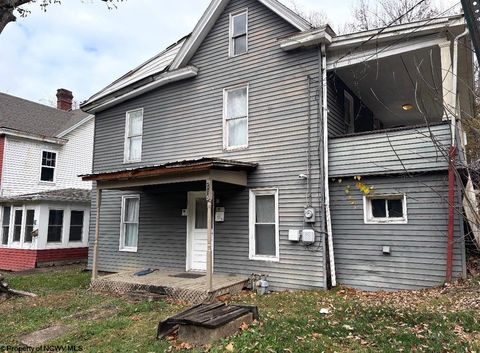 Photo of 115 Cornell Street #A, Morgantown, WV 26508 (MLS # 10163514)