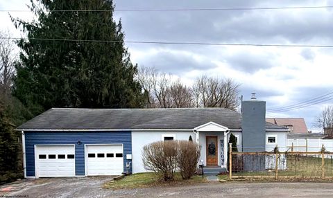 Photo of 1 Knapp Street, Elkins, WV 26241 (MLS # 10162637)