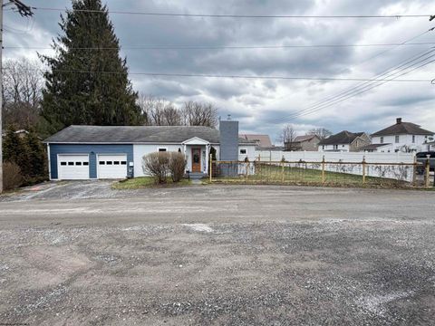 Photo of 1 Knapp Street, Elkins, WV 26241 (MLS # 10162637)