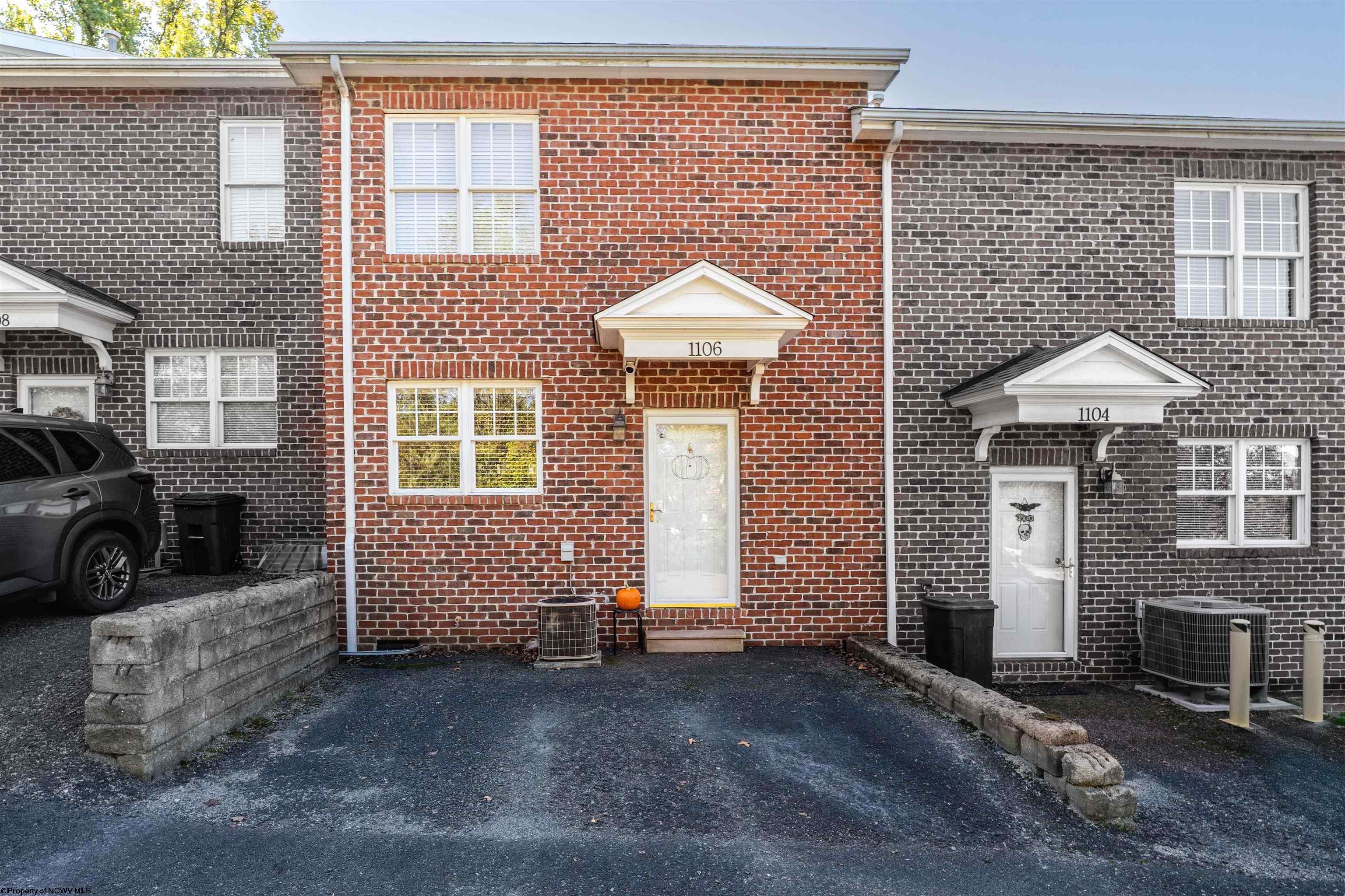 Morgantown, West Virginia 26508, United States, 2 Bedrooms Bedrooms, ,3 BathroomsBathrooms,Residential,Active,234659