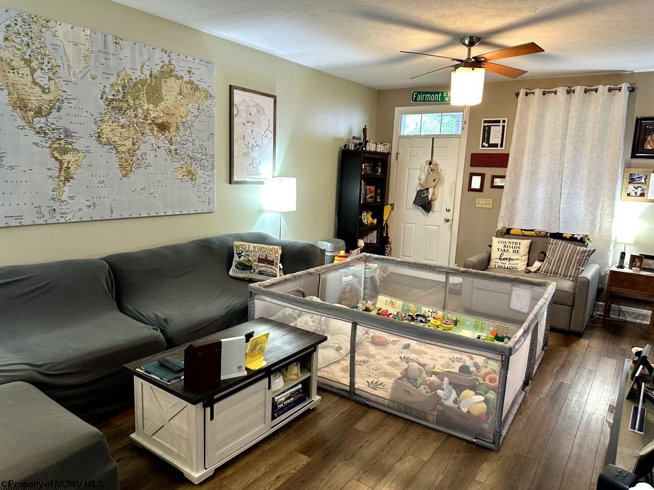 Morgantown, West Virginia 26508, United States, 2 Bedrooms Bedrooms, ,3 BathroomsBathrooms,Residential,Active,234659