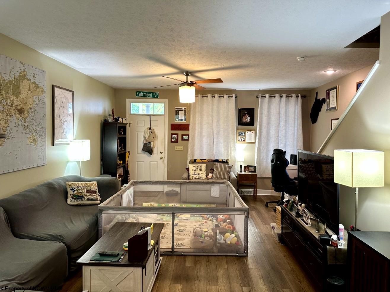 Morgantown, West Virginia 26508, United States, 2 Bedrooms Bedrooms, ,3 BathroomsBathrooms,Residential,Active,234659