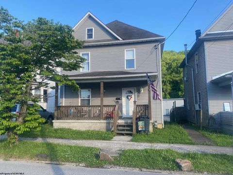 Photo of 12 Locust Street, Elkins, WV 26241 (MLS # 10165157)