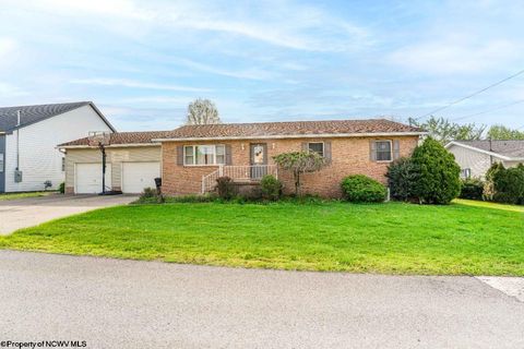 Photo of 407 Corona Drive, Morgantown, WV 26508 (MLS # 10164443)