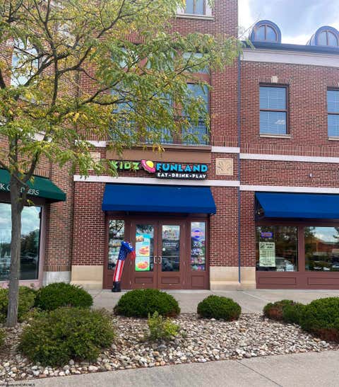 Photo of 1054 Suncrest Towne Center Drive, Morgantown, WV 26505 (MLS # 10166576)