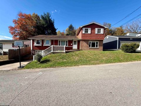 Photo of 1465 Barry Street, Fairmont, WV 26554 (MLS # 10162177)
