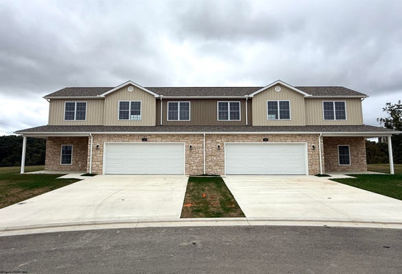 132 WILLOW OAK, BRIDGEPORT, WV 26330 - Image e77bf64aede6c6e2b176c3e40401780d/3243861808