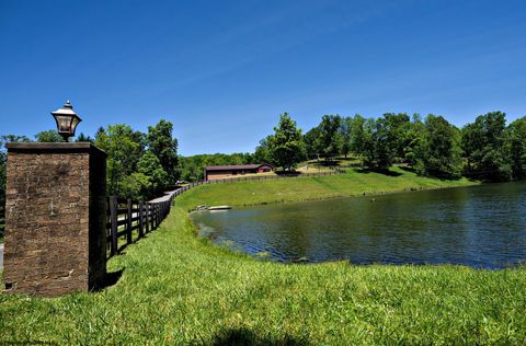 Photo of 54 Double Pond Drive, Bridgeport, WV 26330 (MLS # 10165097)