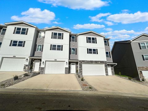 Photo for 256 Red Oak Lane