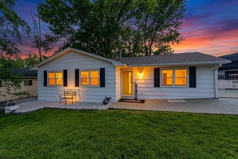 Photo of 857 Willowdale Road, Morgantown, WV 26505 (MLS # 10164598)