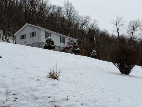 Photo of 1 Crescent Street, Grafton, WV 26354 (MLS # 10163540)